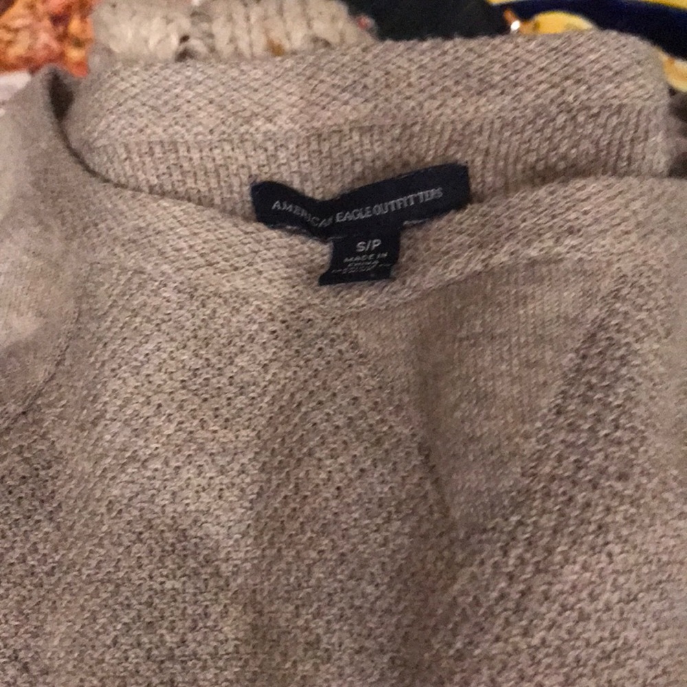 Lightweight sweater